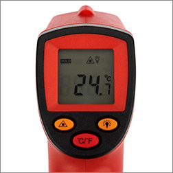 пирометр R-400 Rexant - дисплей с подсветкой