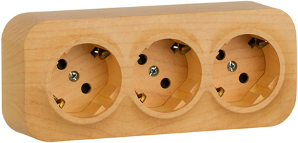 розетка 3-местная Legrand 782288 Quteo с з/к дерево - внешний вид