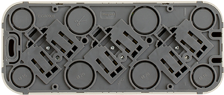 розетка 3-местная Legrand 782268 Quteo с з/к слоновая кость - вид с тыльной стороны