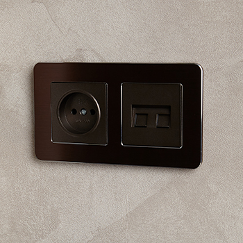 электроустановочные изделия IEK Brite - пример установки