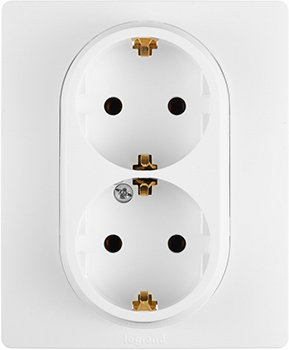 розетка 2-местная Legrand Etika 672223 с з/к в сборе - внешний вид