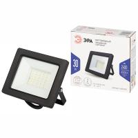 Прожектор светодиодный ЭРА LPR-042-3-65K-030 30Вт 6500К 2400лм IP65 с встроенным фотореле