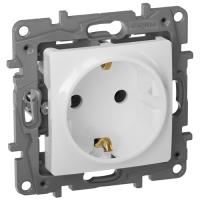 купить Этика белый розетка скрытая 1-мест заземление шторки IP20  в Йошкар-Оле Этика белый розетка скрытая 1-мест заземление шторки IP20