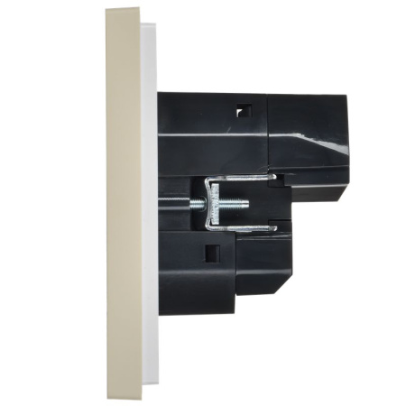 купить Фортепиано ваниль розетка скрытая 1-мест заземление шторки USB IP20  в Йошкар-Оле Фортепиано ваниль розетка скрытая 1-мест заземление шторки USB IP20