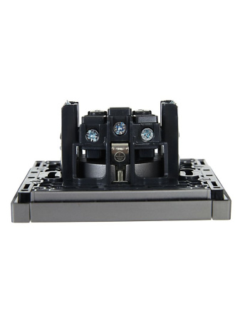 купить Фортепиано сталь розетка скрытая 1-мест заземление шторки IP20  в Йошкар-Оле Фортепиано сталь розетка скрытая 1-мест заземление шторки IP20