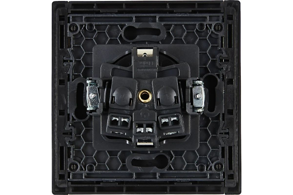 купить Фортепиано черный механизм розетки скрытая 1-мест заземление шторки IP20  в Йошкар-Оле Фортепиано черный механизм розетки скрытая 1-мест заземление шторки IP20