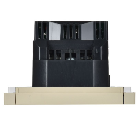 купить Фортепиано ваниль розетка скрытая 1-мест заземление шторки USB IP20  в Йошкар-Оле Фортепиано ваниль розетка скрытая 1-мест заземление шторки USB IP20