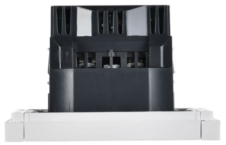 купить Фортепиано белый розетка скрытая 1-мест заземление шторки USB А+А IP20  в Йошкар-Оле Фортепиано белый розетка скрытая 1-мест заземление шторки USB А+А IP20